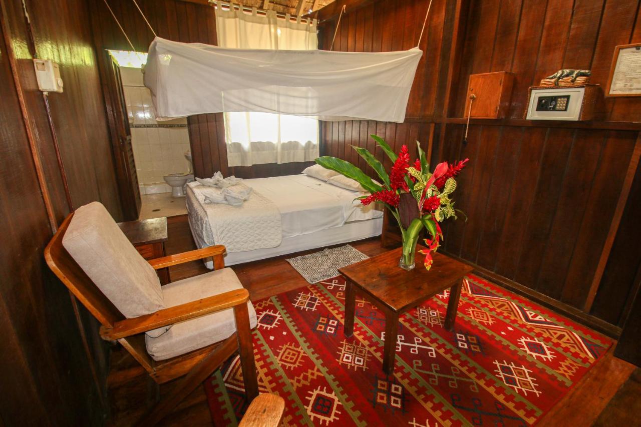Sandoval Lake Lodge Puerto Maldonado Ngoại thất bức ảnh